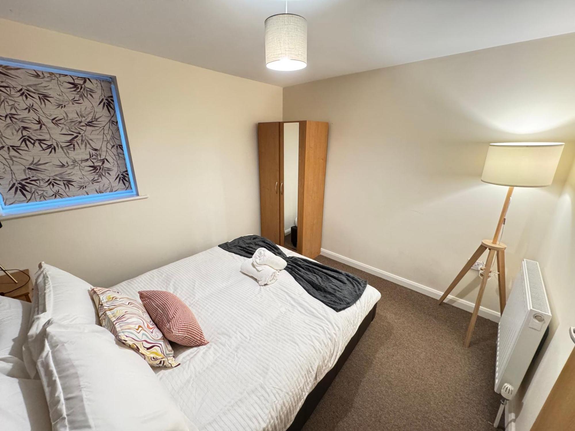 The Vogue Stay, 3 Bedrooms, 2 Bathrooms, Ideal For Jr & Oxford Hospitals, Free Carpark, Conveniently Located For Ring Road Access, 2 Miles From Oxford City Centre Easy Car & Bus Route المظهر الخارجي الصورة