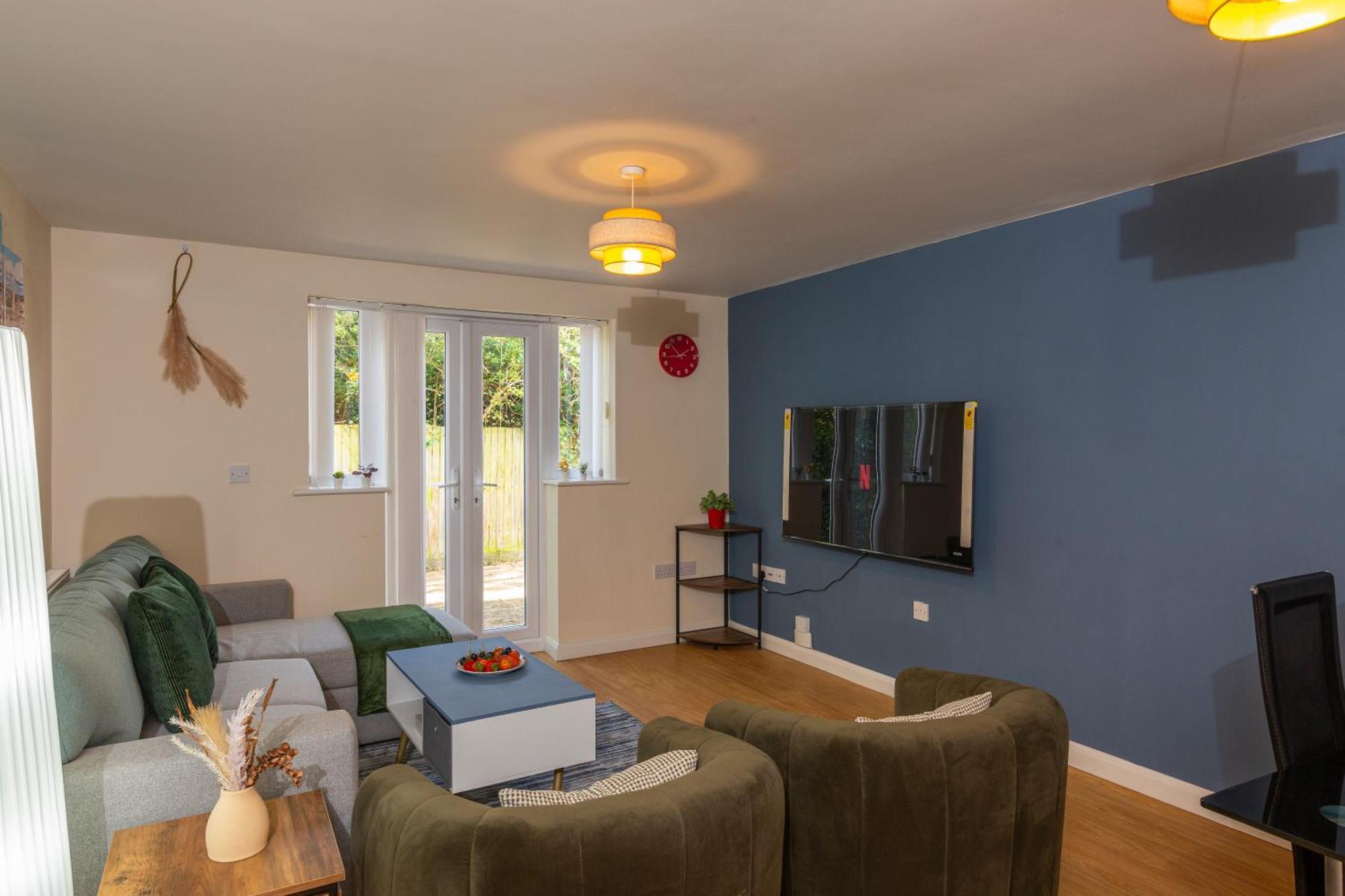 The Vogue Stay, 3 Bedrooms, 2 Bathrooms, Ideal For Jr & Oxford Hospitals, Free Carpark, Conveniently Located For Ring Road Access, 2 Miles From Oxford City Centre Easy Car & Bus Route المظهر الخارجي الصورة